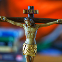 Load image into Gallery viewer, San Marcello’s Crucifix (Urbi et orbi) - 8 inches